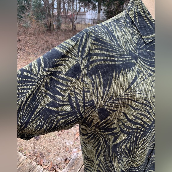 Silk Palm Leaf Hawaiian Button-Up Shirt - Picture 5 of 16